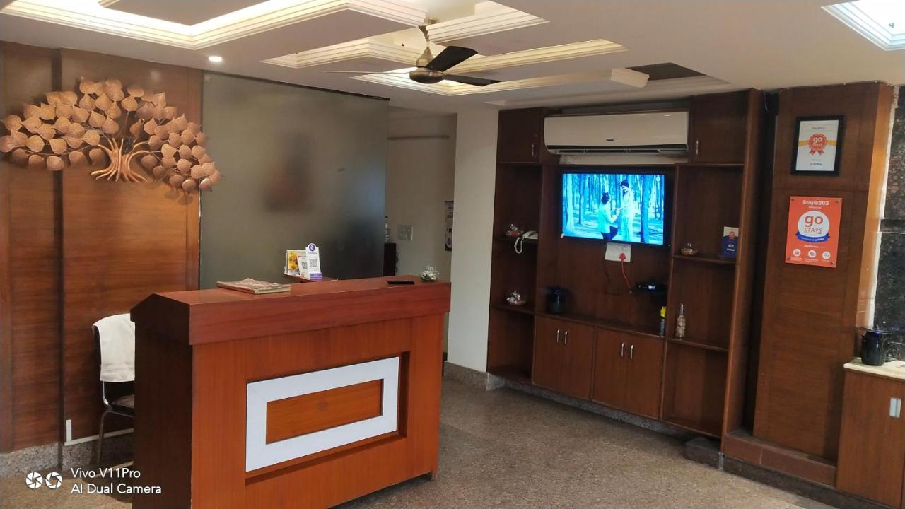 Stay @ 203 Noida Buitenkant foto