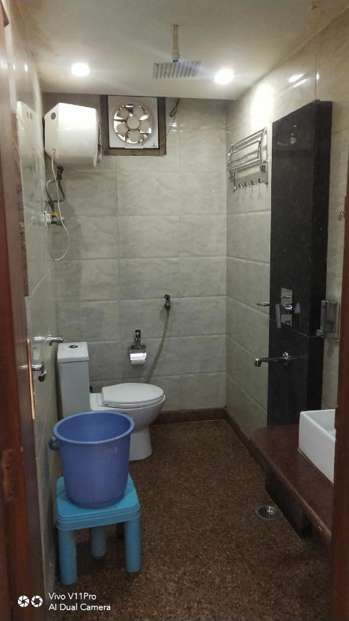 Stay @ 203 Noida Buitenkant foto