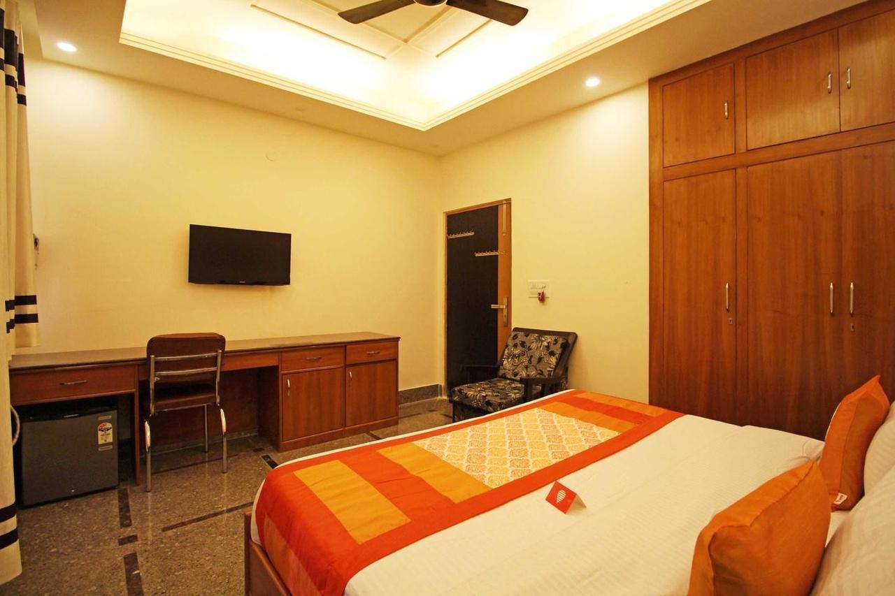 Stay @ 203 Noida Buitenkant foto