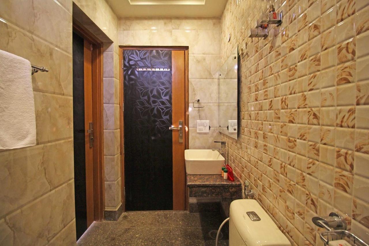 Stay @ 203 Noida Buitenkant foto