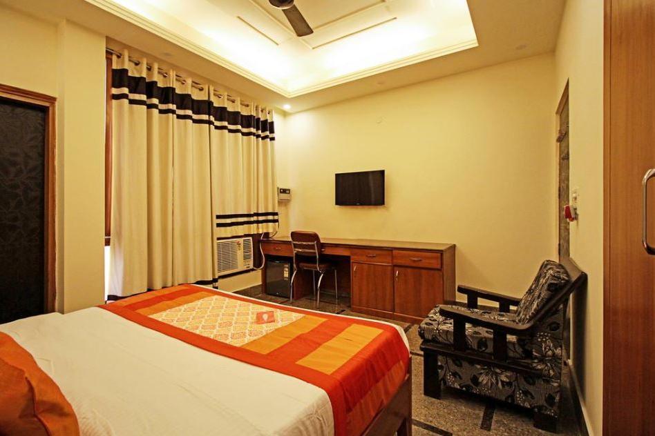 Stay @ 203 Noida Buitenkant foto
